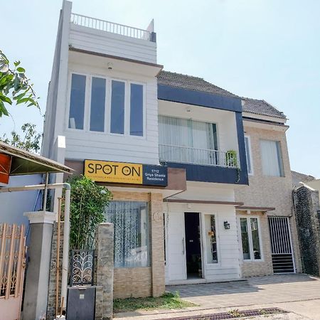 Spot On 1712 Griya Shanta Residence Malang Luaran gambar