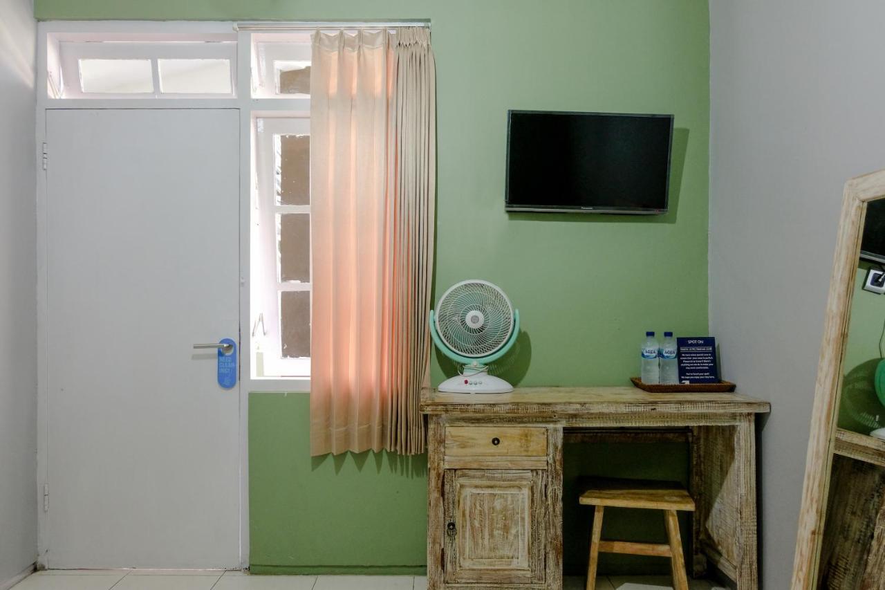 Spot On 1712 Griya Shanta Residence Malang Luaran gambar