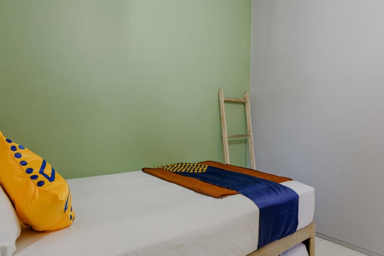 Spot On 1712 Griya Shanta Residence Malang Luaran gambar