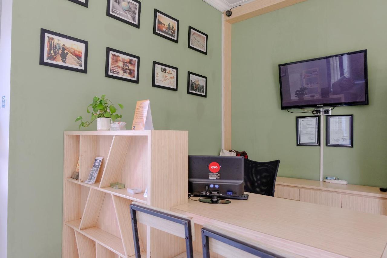 Spot On 1712 Griya Shanta Residence Malang Luaran gambar