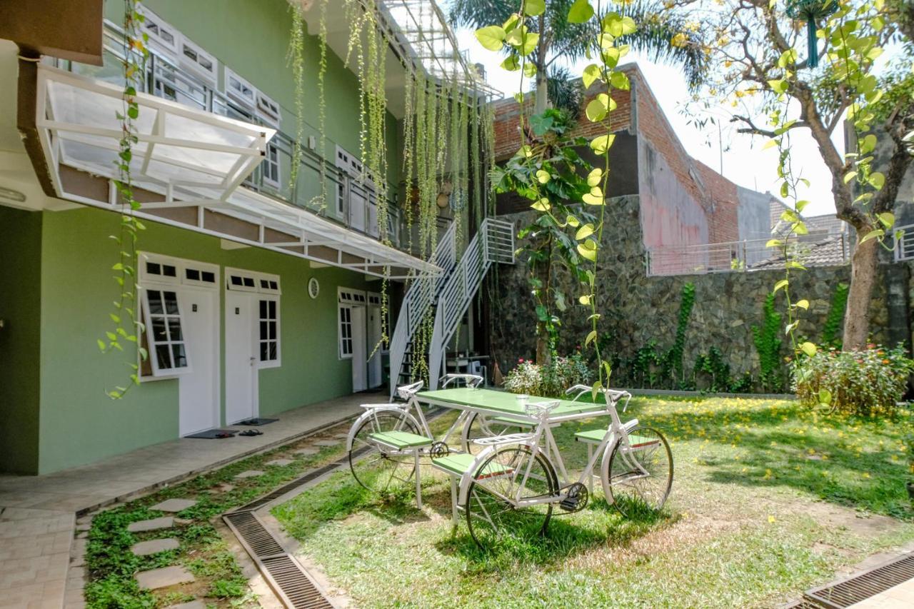 Spot On 1712 Griya Shanta Residence Malang Luaran gambar